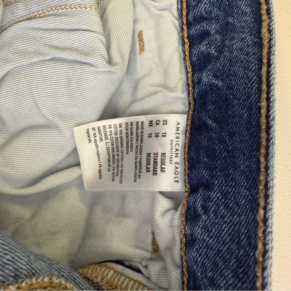 American Eagle 90’s Straight Leg Cotton Women’s Jeans Size 18 - Picture 3 of 6